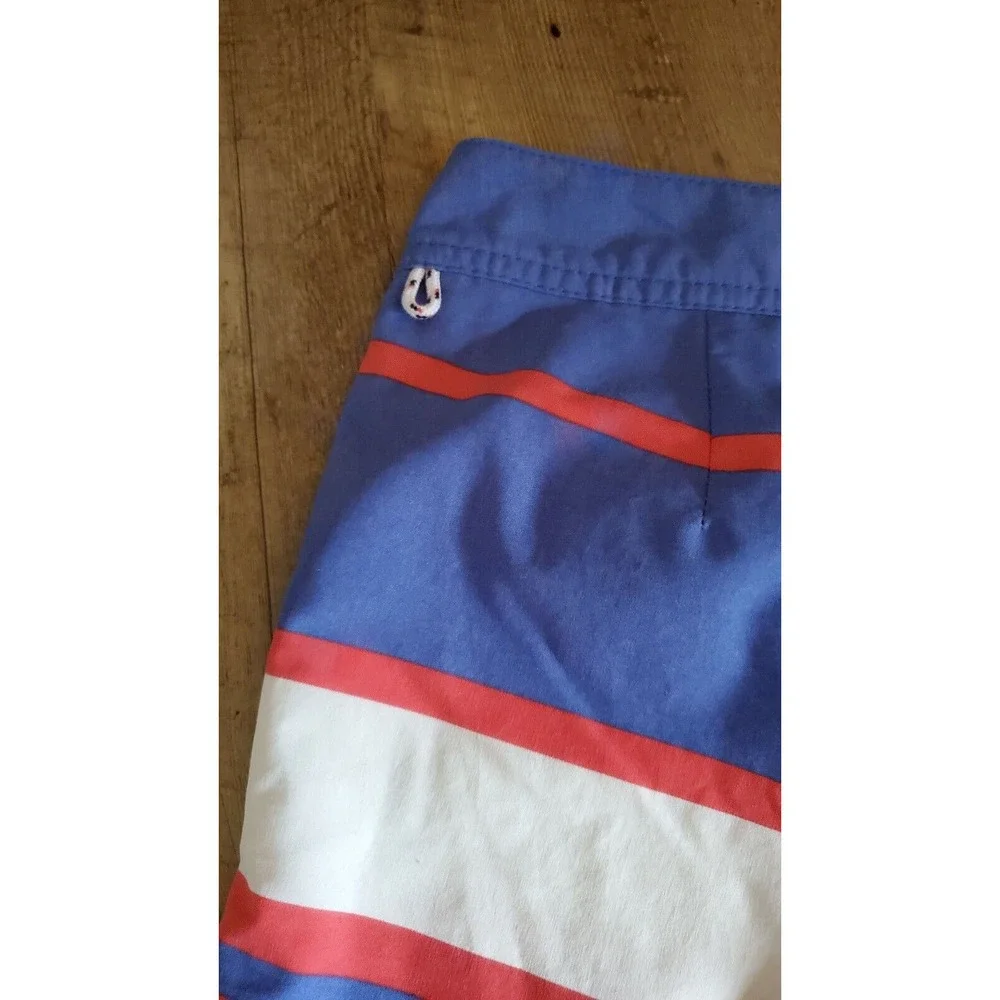 J. Crew Men's Size 32 Board Shorts Swim Trunks Blue Red Striped Mesh Lined